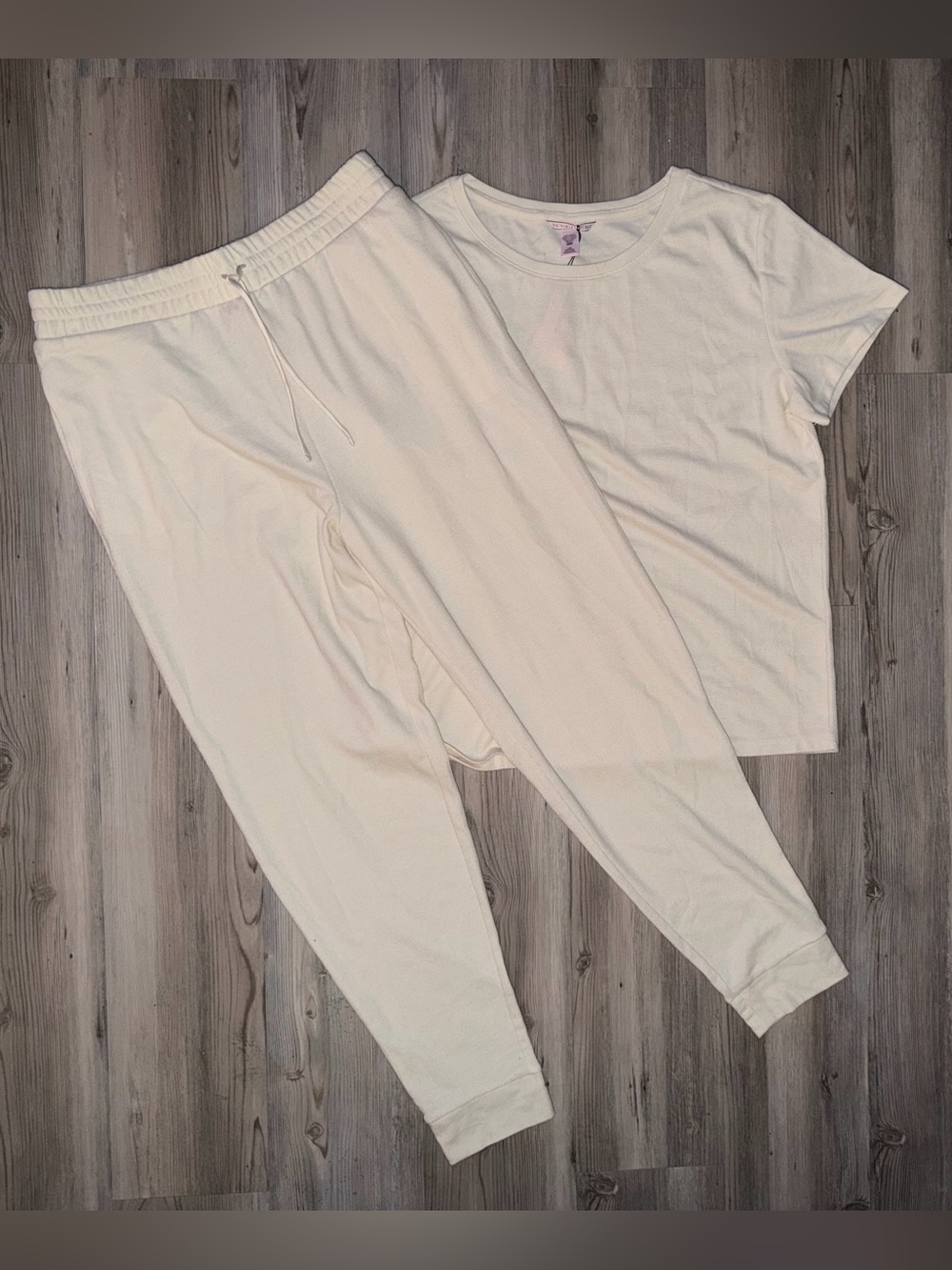 Victoria's Secret Cream Short Sleeve Tee & Jogger Lounge Set Large L New